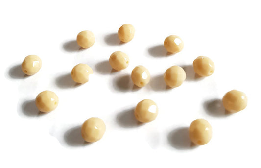 Tsjechische facetkralen, beige