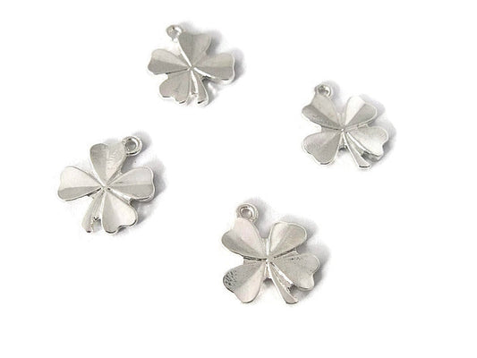 Bedel, hangertje, klavertje 4, silverplated